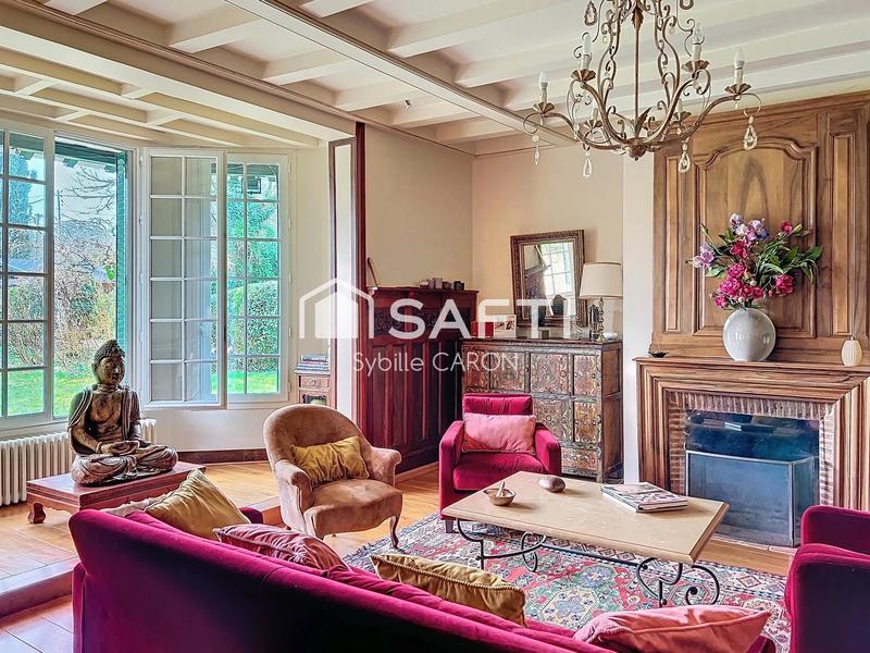 Maison - 205 m² - 8 pièces