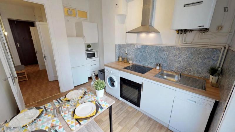 Chambre - 19 m² - 3 pièces