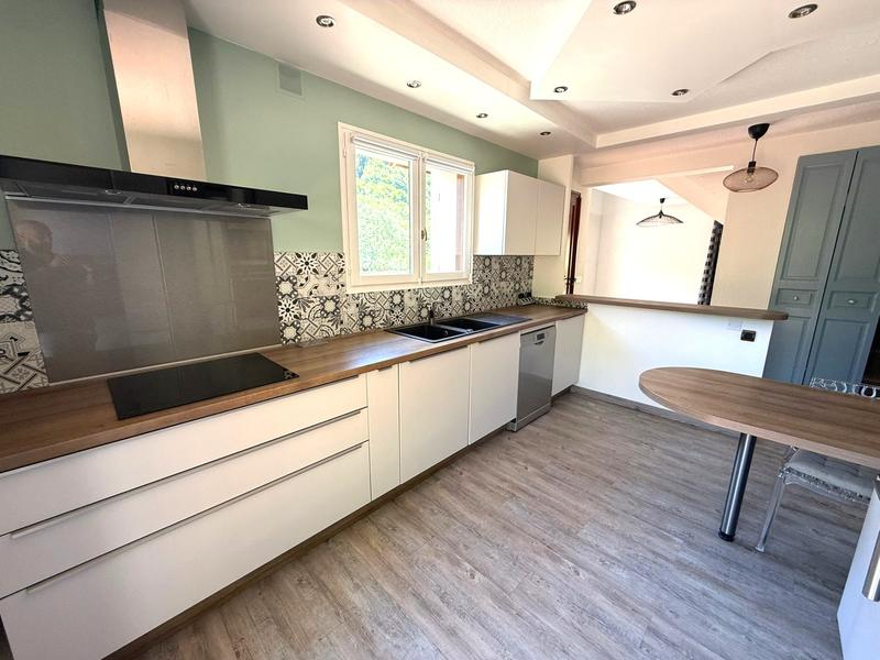 Maison - 114 m² - 5 pièces