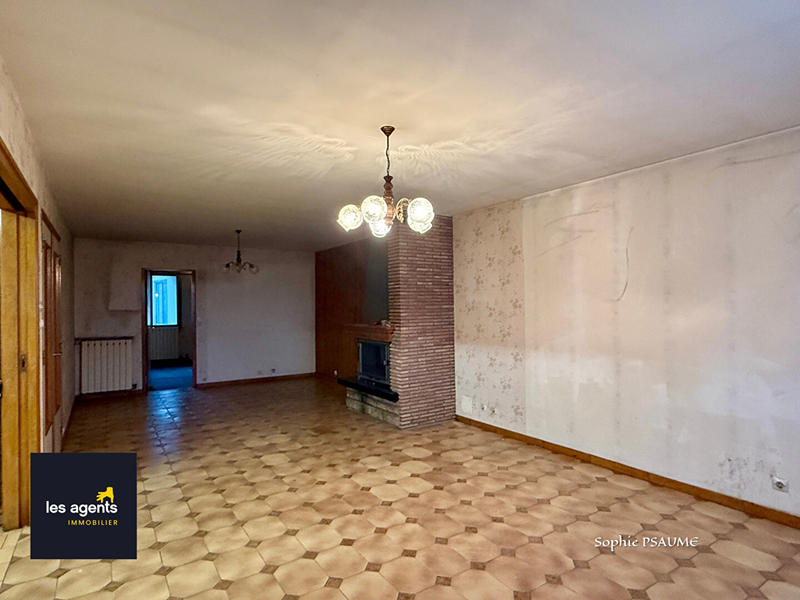 Maison - 185 m² - 9 pièces