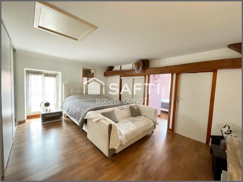 Maison - 97 m² - 5 pièces