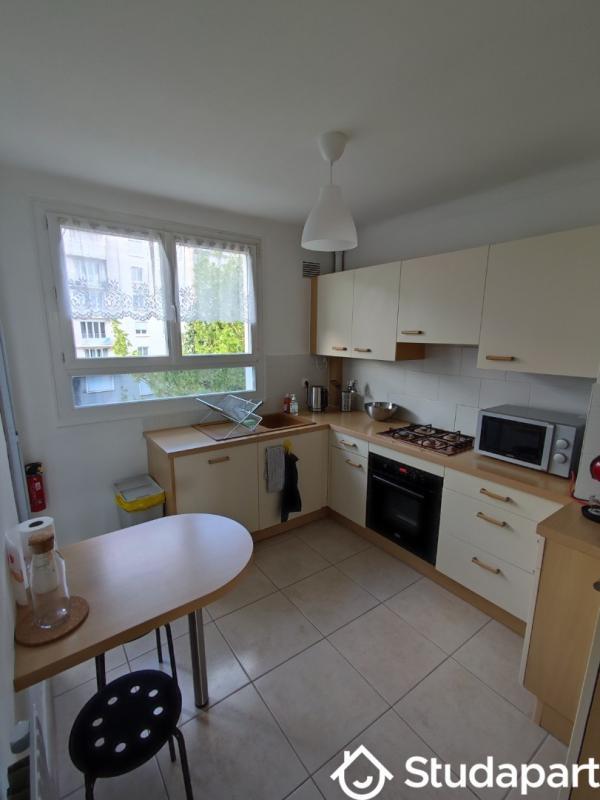 Chambre - 9 m² - 1 pièce