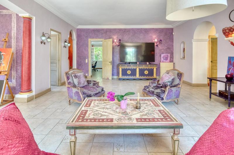 Villa - 277 m² - 7 pièces