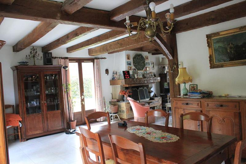 Maison - 181 m² - 8 pièces