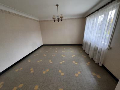 Maison - 160 m² - 7 pièces