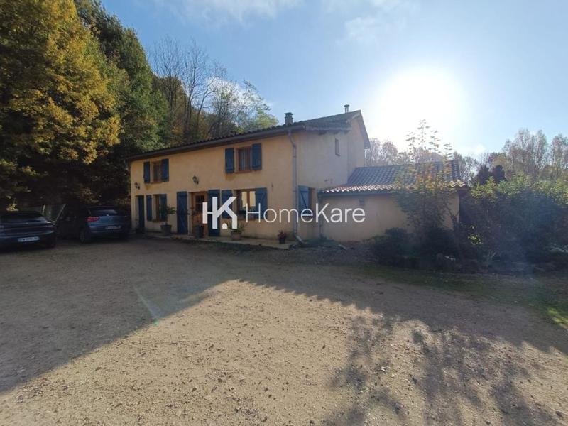 Maison - 350 m² - 10 pièces