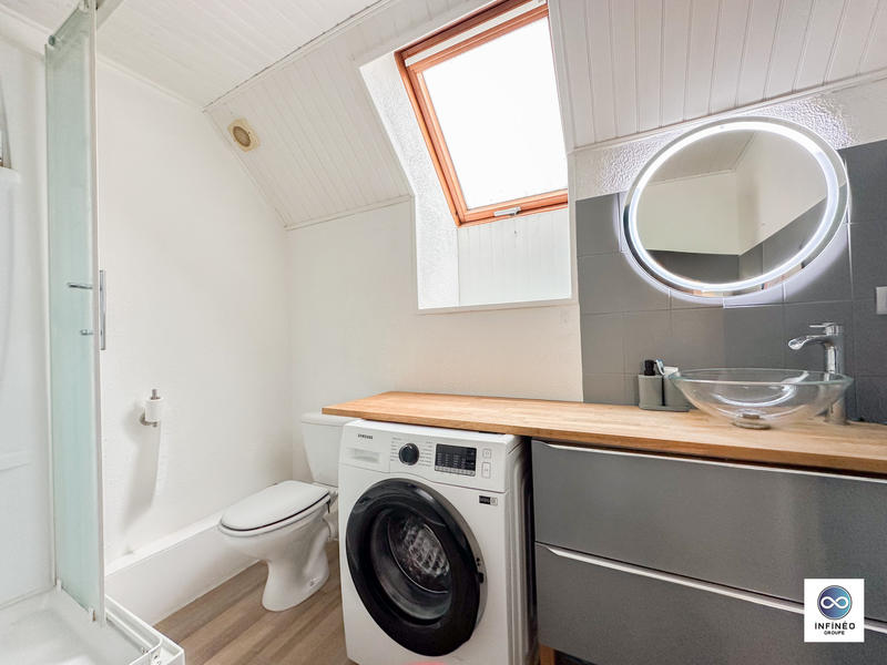 Maison - 147 m² - 7 pièces