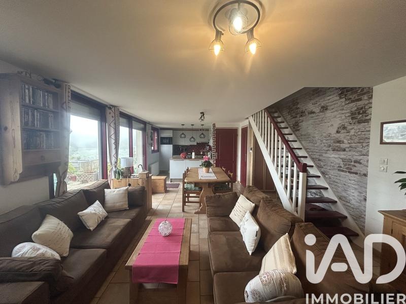 Maison - 88 m² - 4 pièces