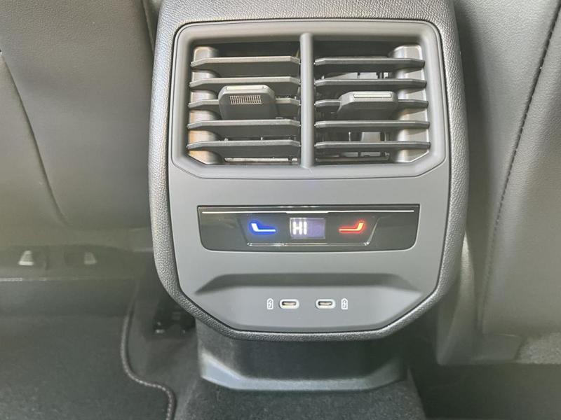 Cupra Leon Sportstourer 2.0 Tdi 150 Dsg7 + DigitalCockpit + Acc + FullLED + HayonElec + Camera