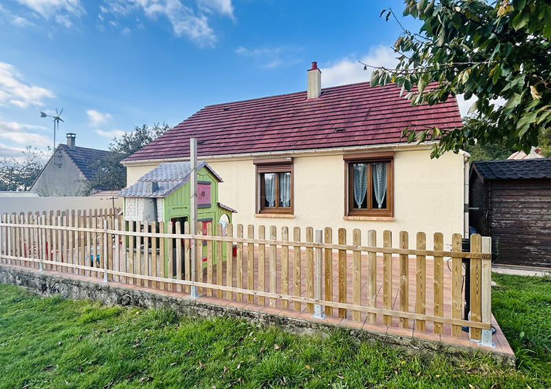 Maison - 90 m² - 4 pièces