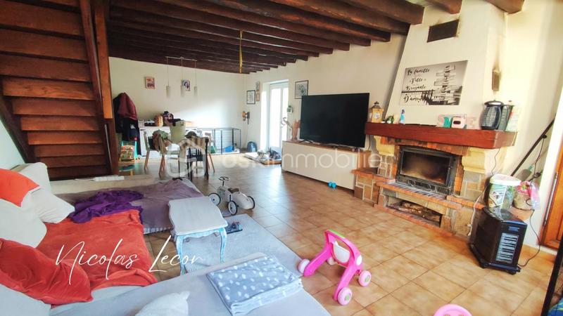 Maison - 195 m² - 8 pièces