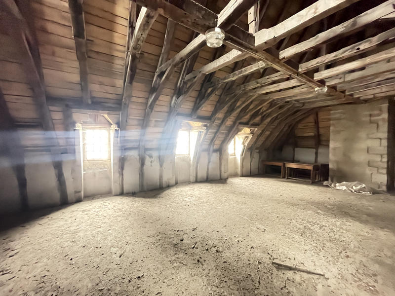 Maison de village - 271 m² - 5 pièces