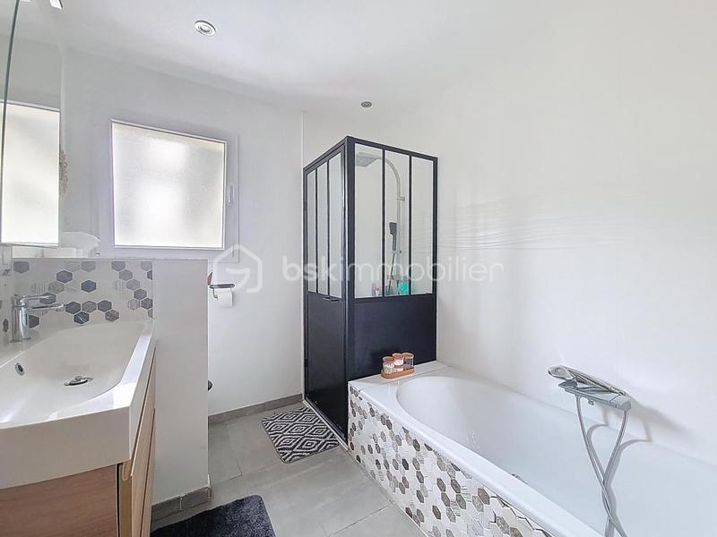 Villa - 115 m² - 5 pièces