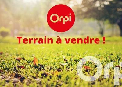 Terrain constructible - 900 m²