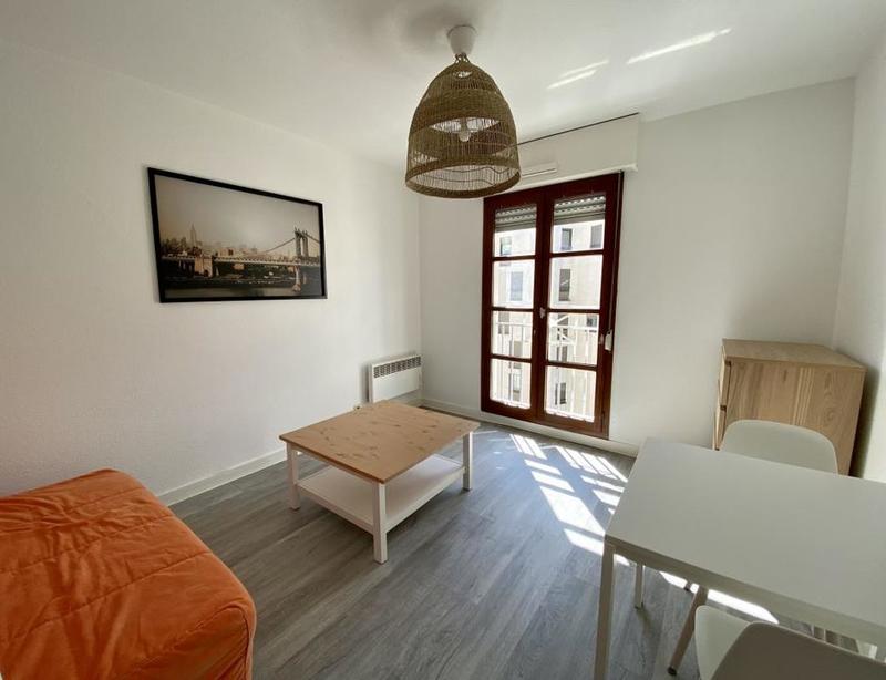 Studio - 18 m² - 1 pièce