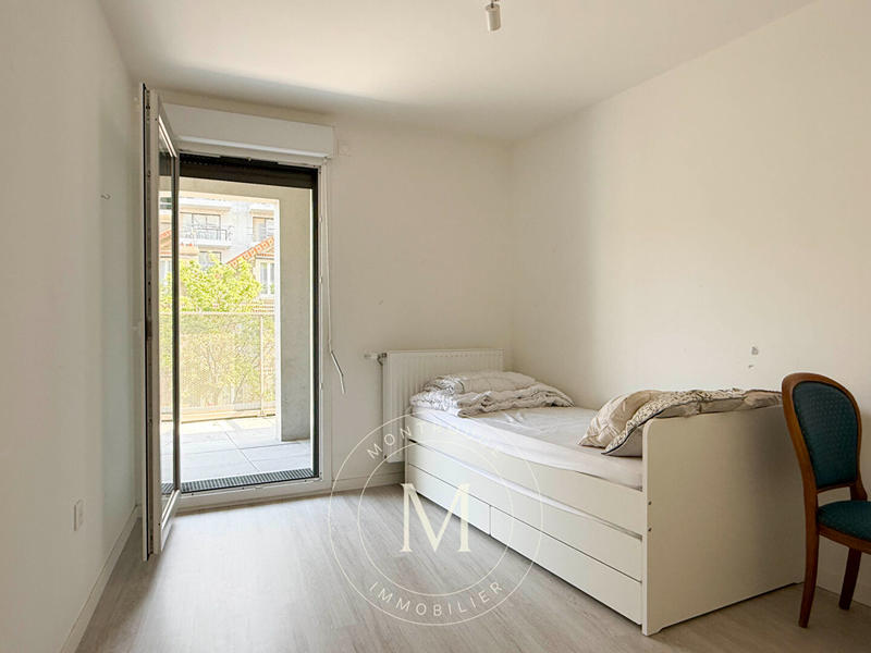 Appartement - 80 m² - 4 pièces