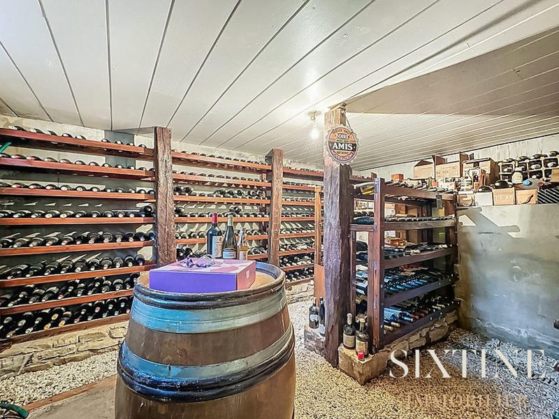 Maison - 137 m² - 1 pièce