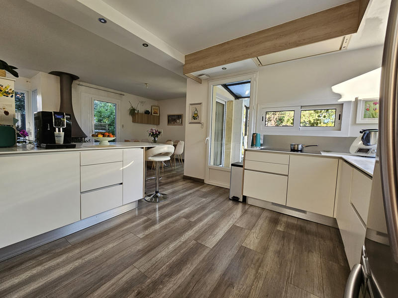 Maison - 102 m² - 5 pièces