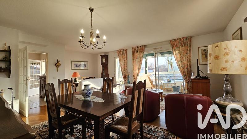 Appartement - 98 m² - 4 pièces