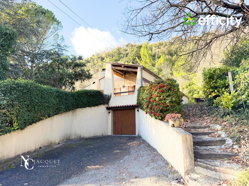 Maison - 129 m² - 4 pièces