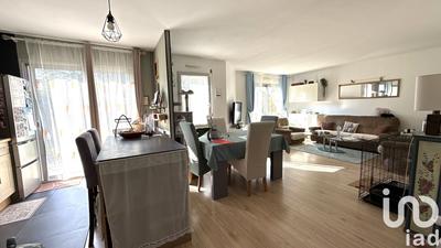 Maison - 98 m² - 6 pièces