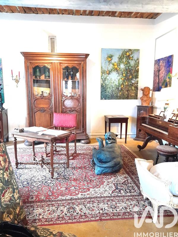 Maison - 500 m² - 11 pièces