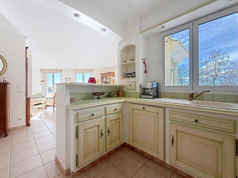 Appartement - 82 m² - 3 pièces