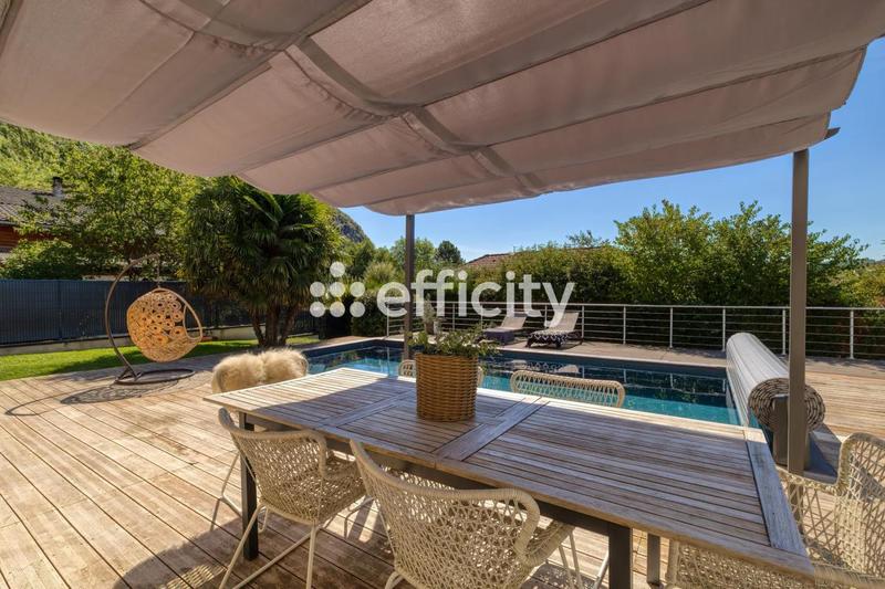 Maison - 155 m² - 5 pièces