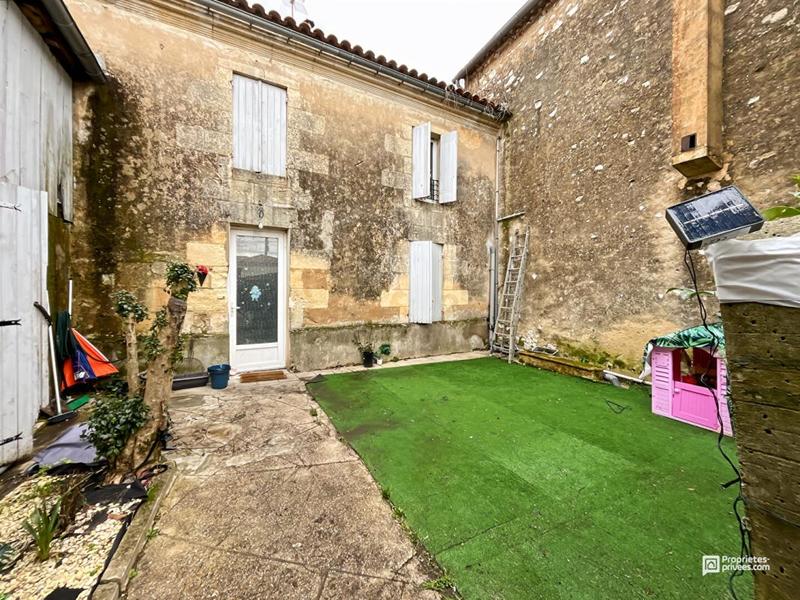 Immeuble - 245 m² - 10 pièces