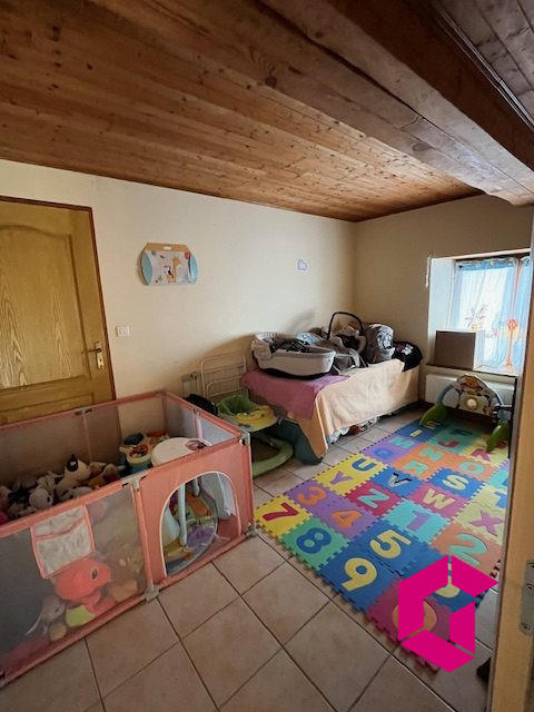 Maison ancienne - 204 m² - 8 pièces