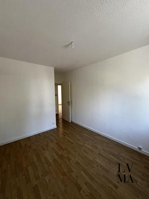 Appartement - 86 m² - 5 pièces