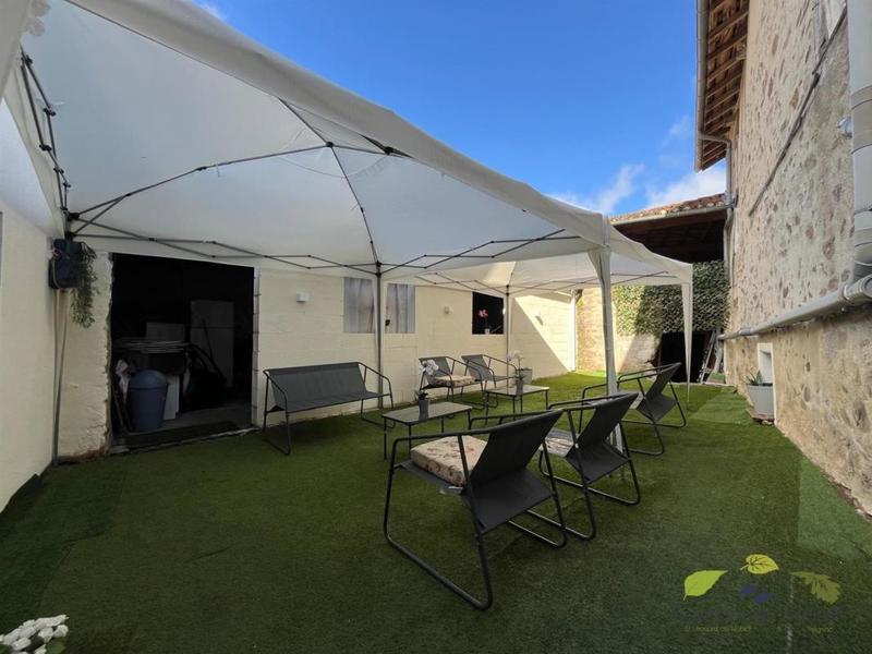 Maison - 135 m² - 9 pièces