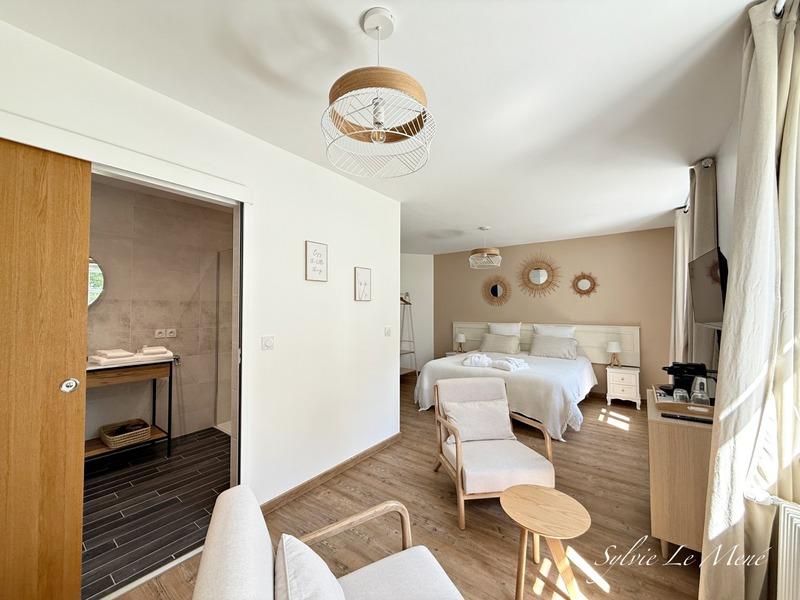 Maison - 459 m² - 14 pièces