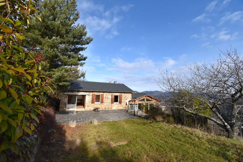 Maison en pierre - 251 m² - 10 pièces
