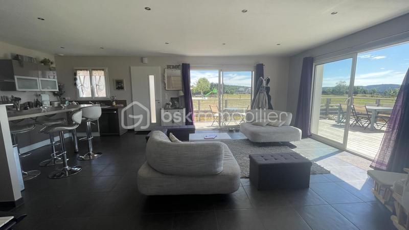 Maison - 140 m² - 7 pièces