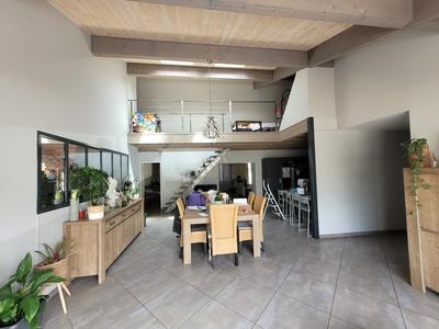 Maison - 170 m² - 7 pièces