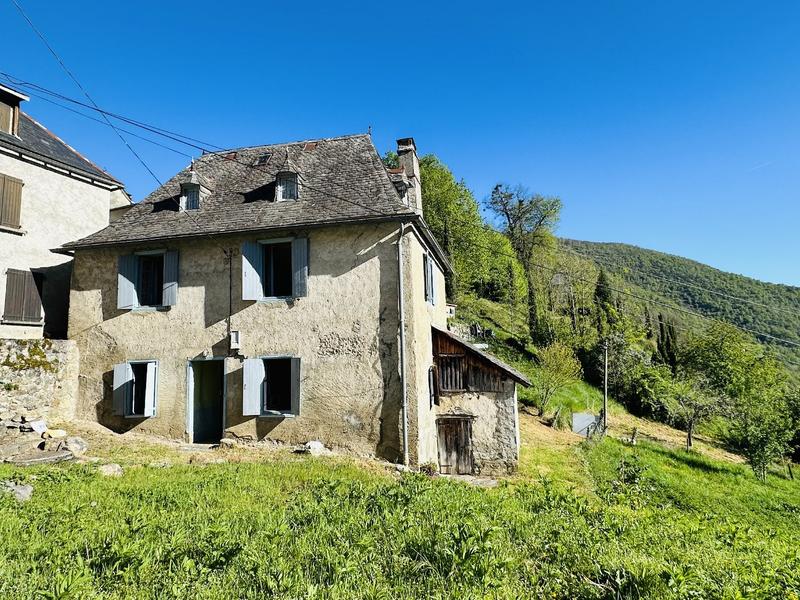 Maison de village - 90 m² - 4 pièces