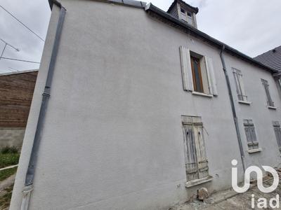 Maison - 220 m² - 10 pièces