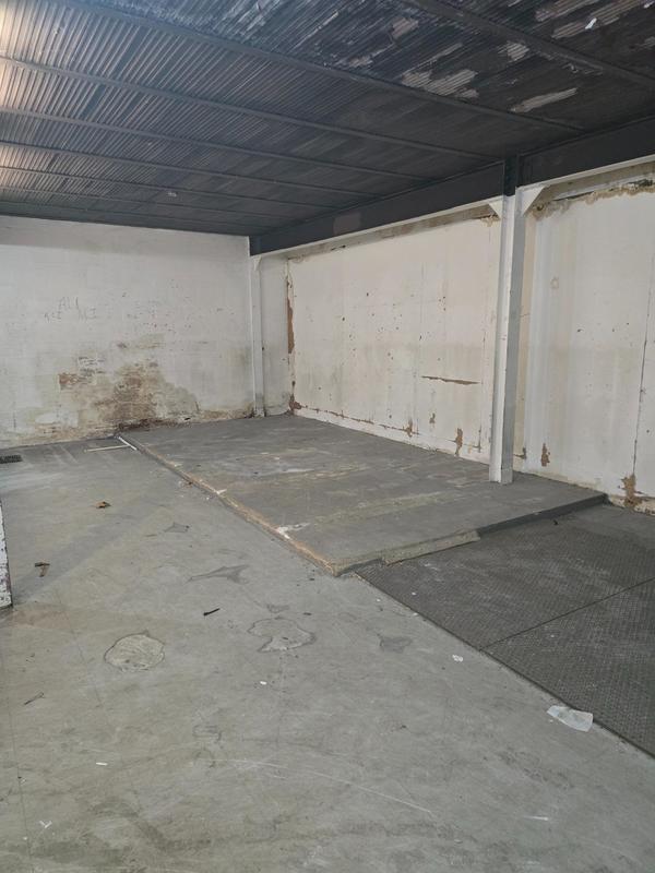 Local commercial - 260 m² - 2 pièces