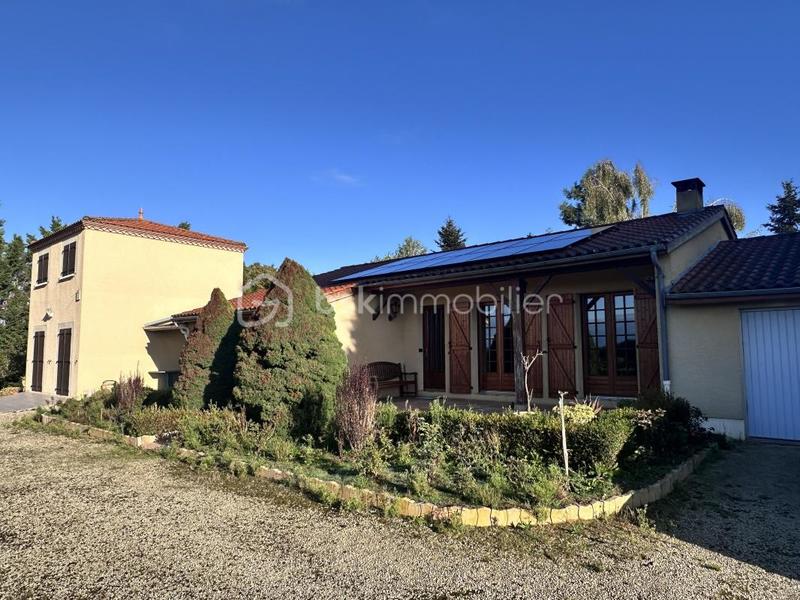 Maison traditionnelle - 148 m² - 8 pièces