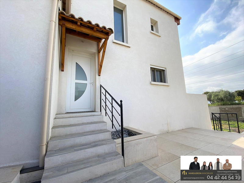 Maison - 95 m² - 4 pièces