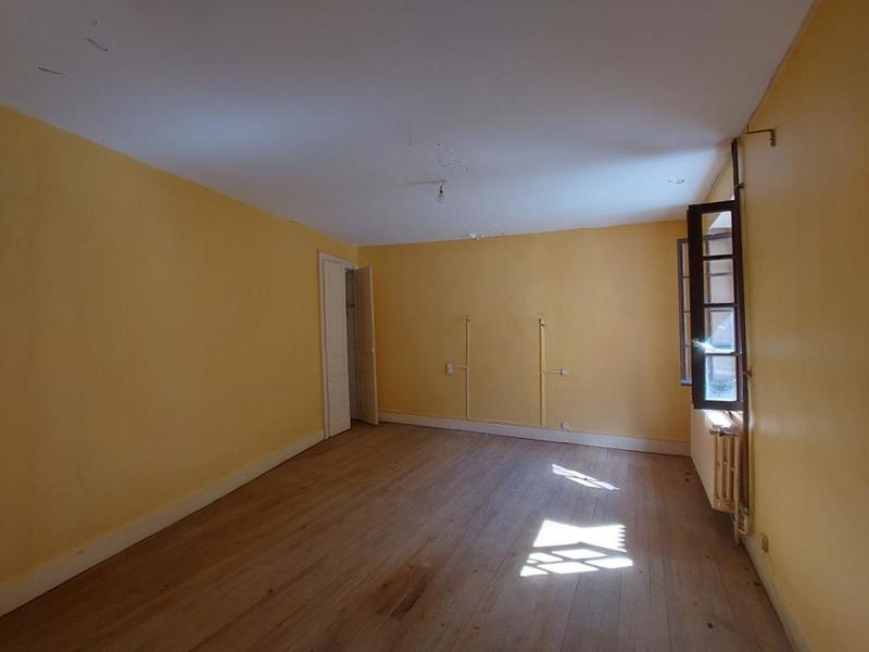 Maison de village - 147 m² - 6 pièces