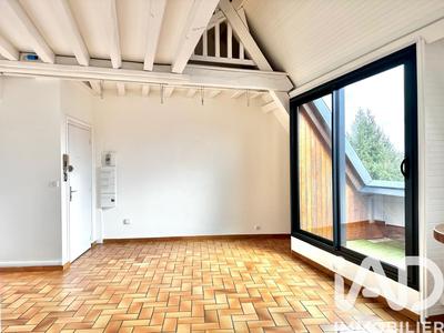 Studio - 50 m² - 1 pièce