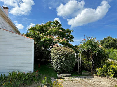 Maison - 162 m² - 6 pièces