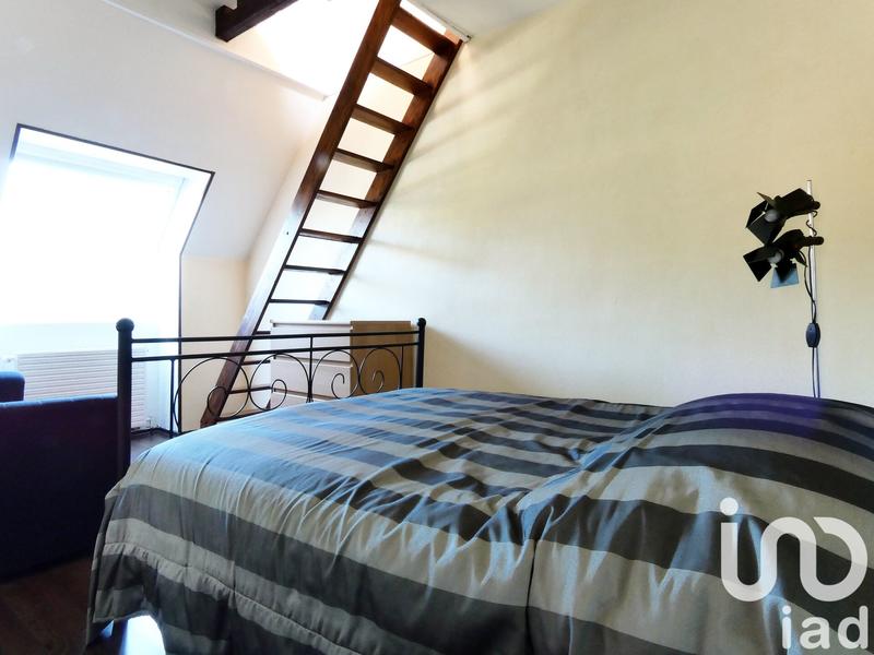 Maison - 203 m² - 9 pièces