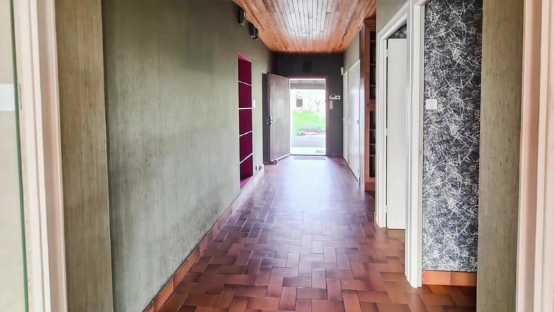 Maison - 268 m² - 10 pièces