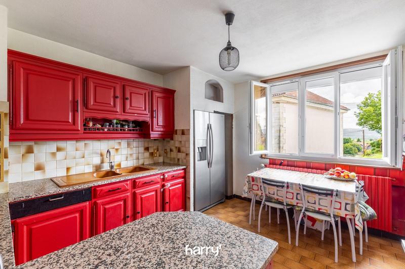 Maison - 167 m² - 7 pièces