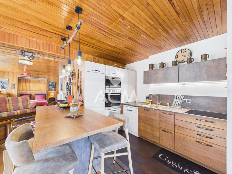 Appartement - 95 m² - 3 pièces