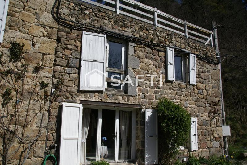 Maison - 263 m² - 8 pièces