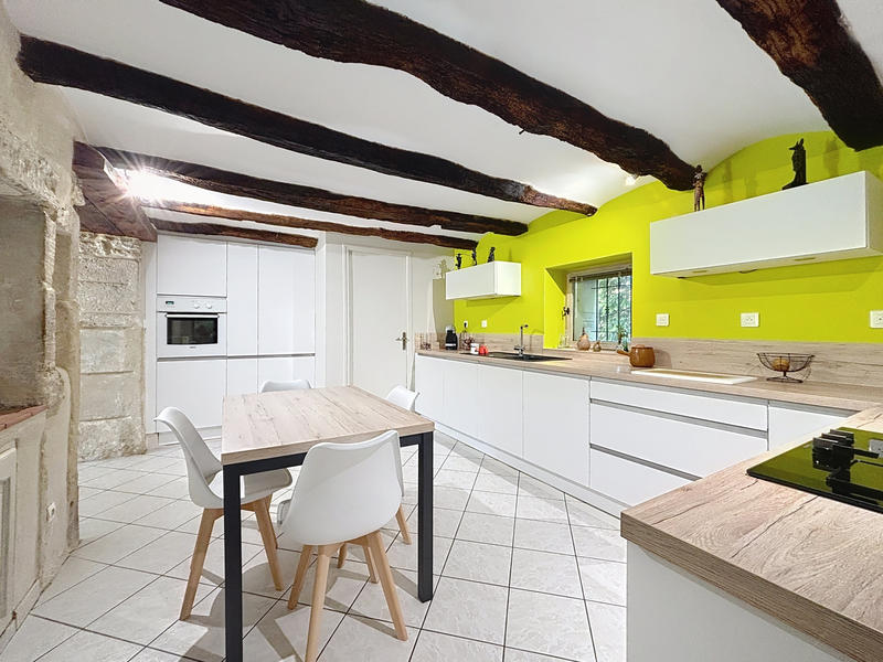 Mas - 195 m² - 5 pièces